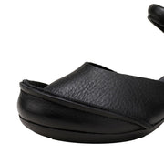 Women Retro Solid Soft Leather Buckle Shoes