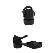 Women Retro Solid Soft Leather Buckle Shoes