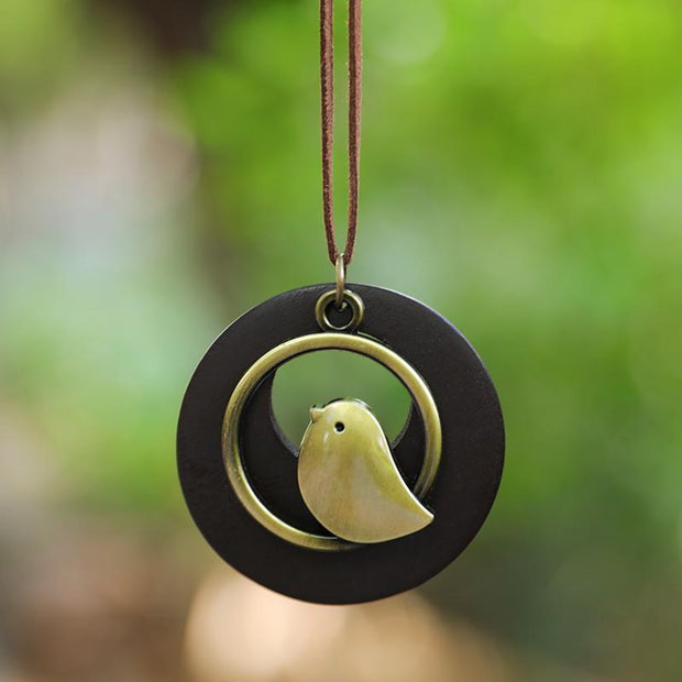 Cute Metal Bird Shape Round Wood Pendant Necklace